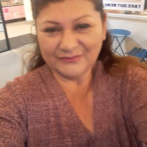 Meet your Posher, Elda